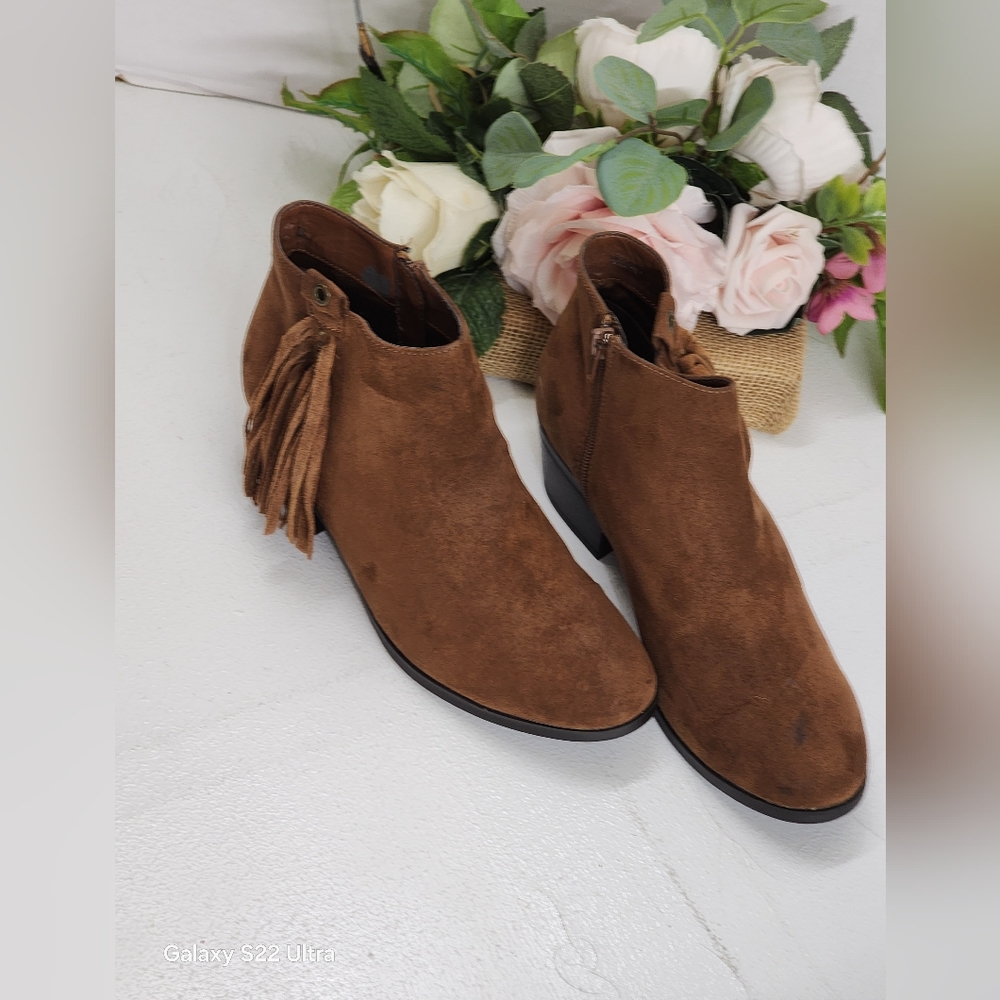 Brown Suede Ankle Boots with Fringe - Picture 2 of 13
